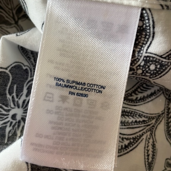 Lands End Black And White Floral Blouse - Picture 8 of 8